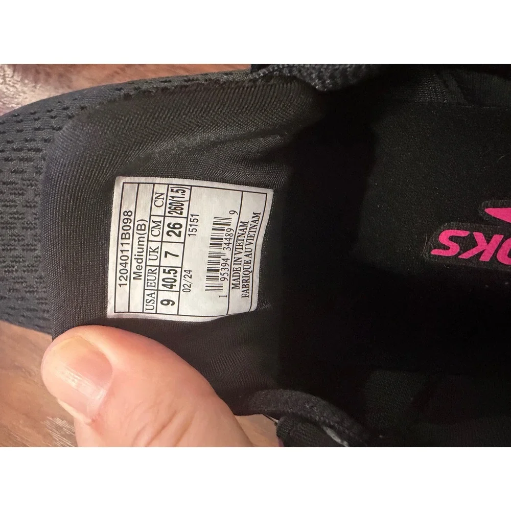 Brooks Trace 3 Women's Size 9 Black Pink Running Shoes Sneakers Cushion